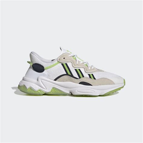 manchester united x adidas ozweego trainers - white